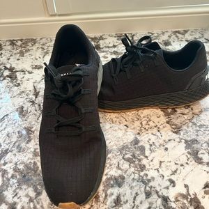 NOBULL running shoe size 9.5